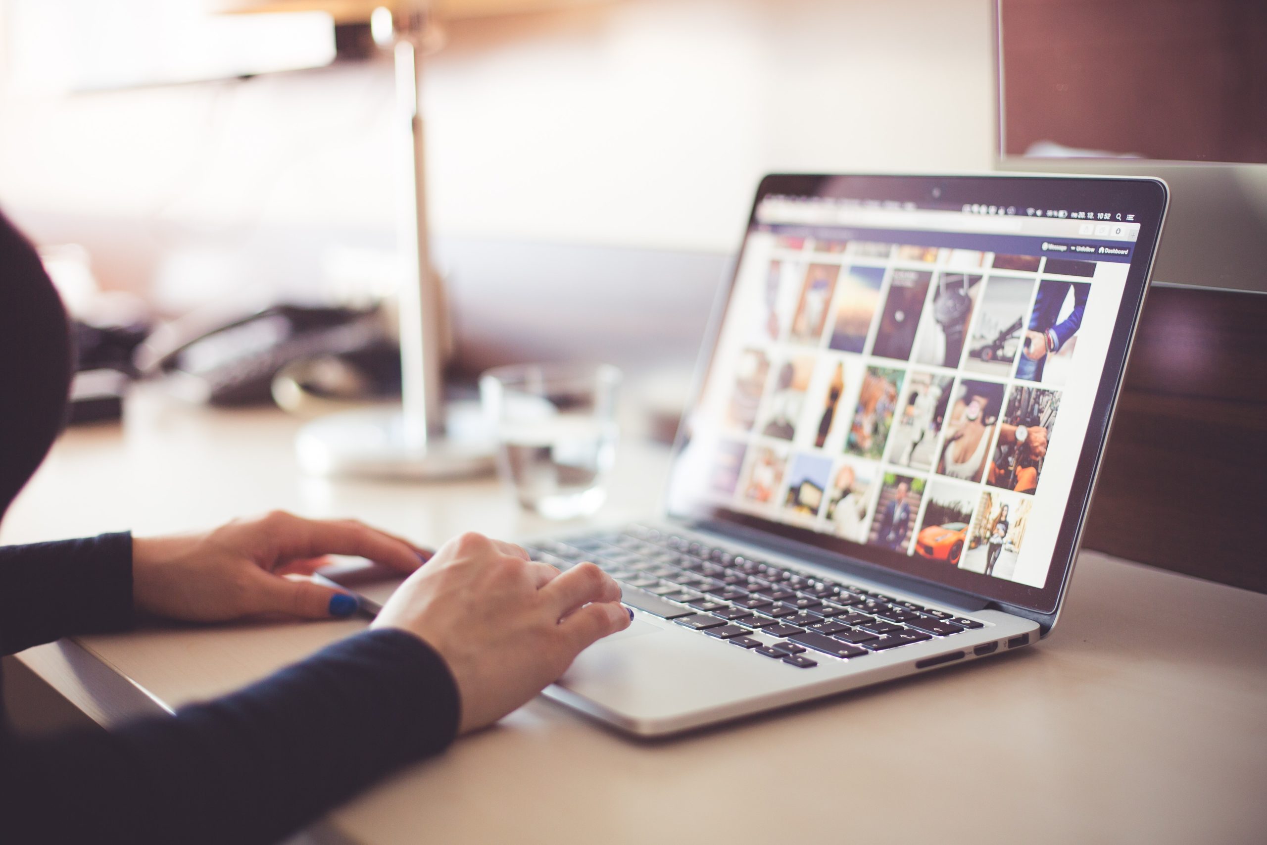 How Social Media Helps in Business Growth